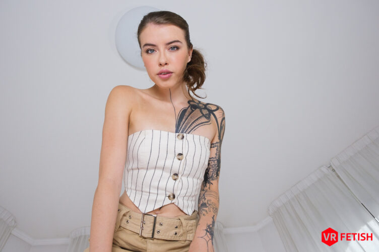 Best Tattooed Babe to Sit on Your Face – Eden Ivy